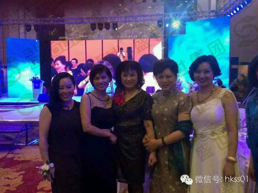 王俊華總裁會(huì)見(jiàn)各大美業(yè)領(lǐng)頭人 王俊華總裁會(huì)見(jiàn)各大美業(yè)領(lǐng)頭人